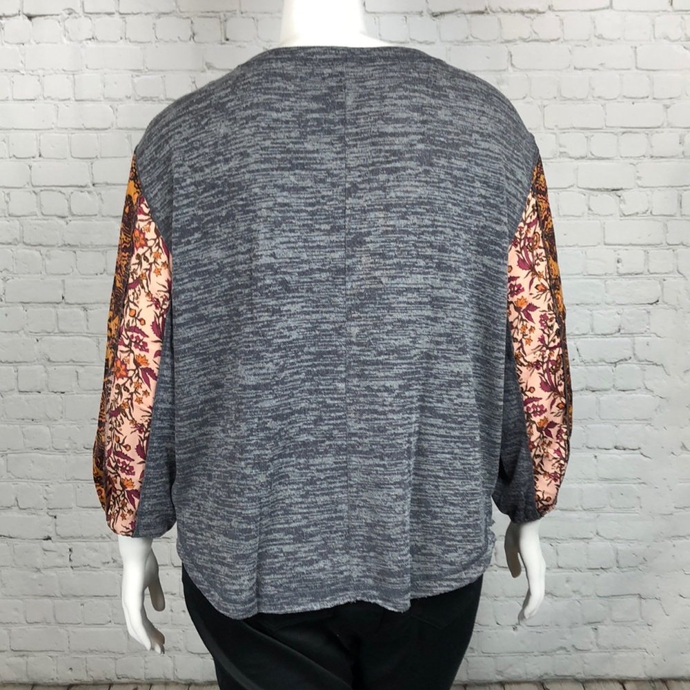 1X 2X Style & Co Colorblock Bubble Sleeve Top Plus - Picture 3 of 6